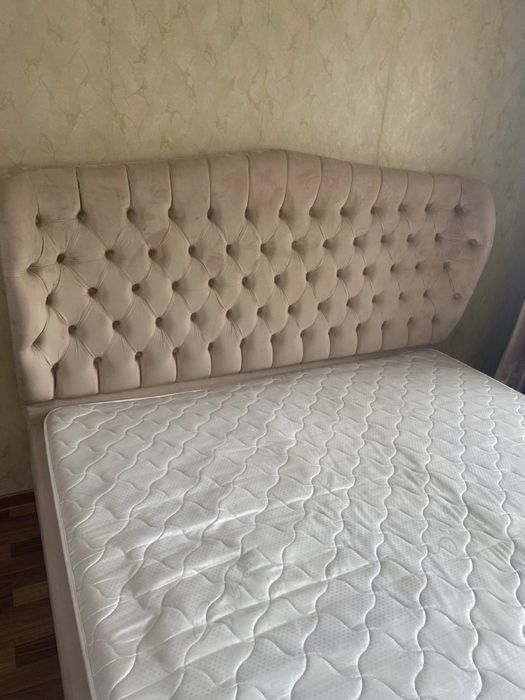 Продам кровать ! В хорошем состоянии