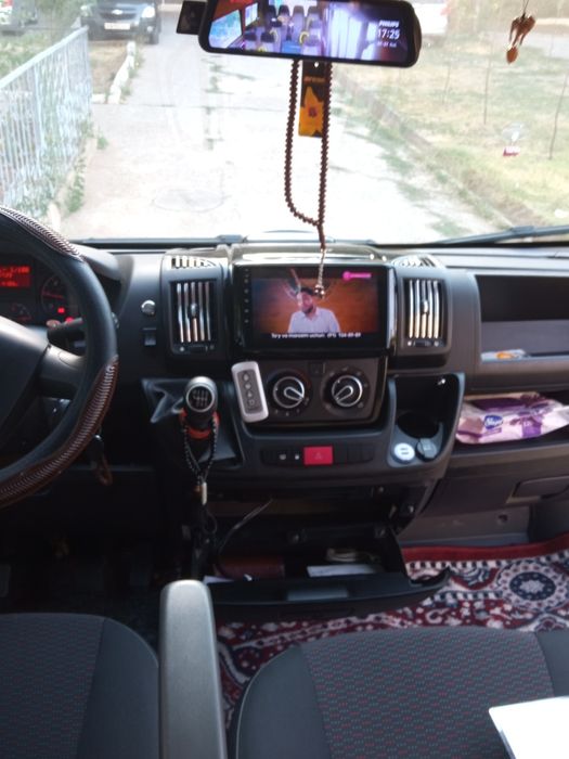 Микроавтобус ПЕЖО БОКСЕР.