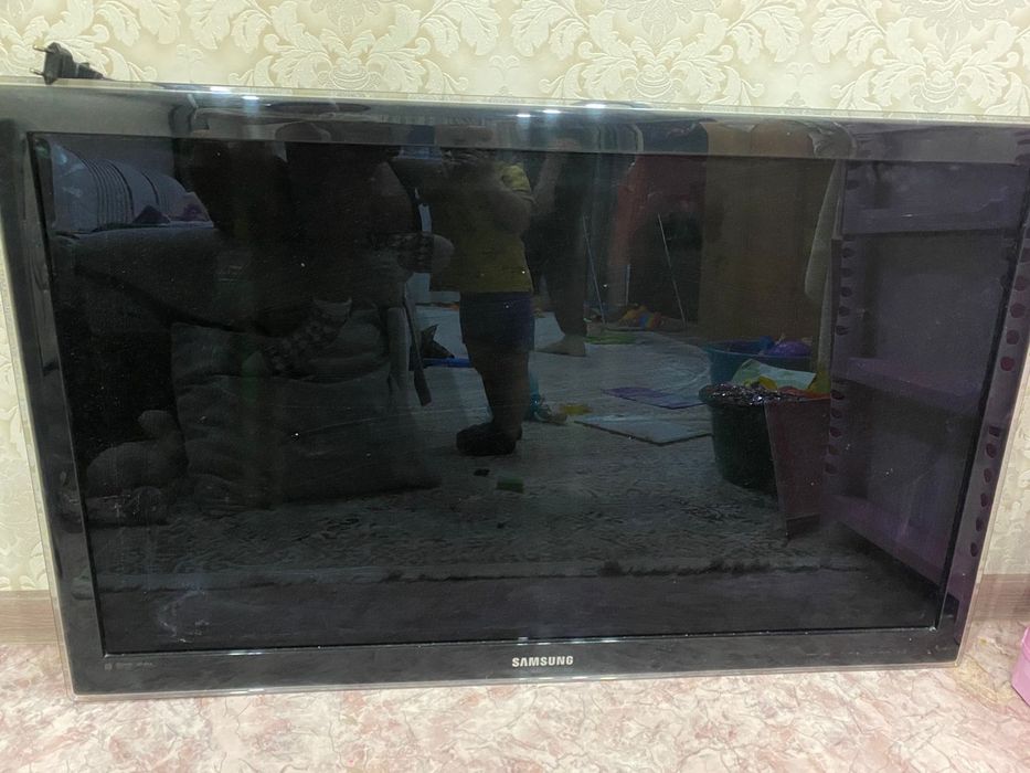 Телевизор в хорошем состояний