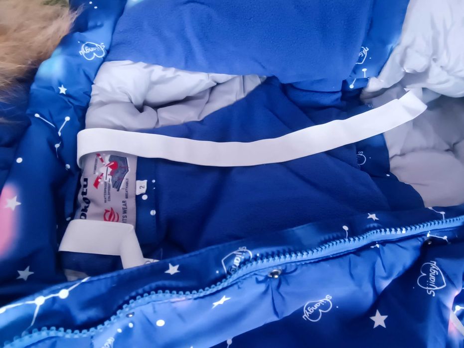 Зимний комбинезон для девочки