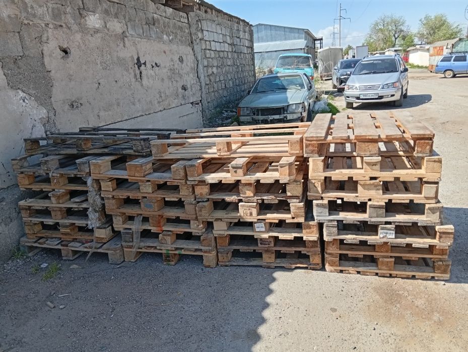 Поддоны б/у   за один