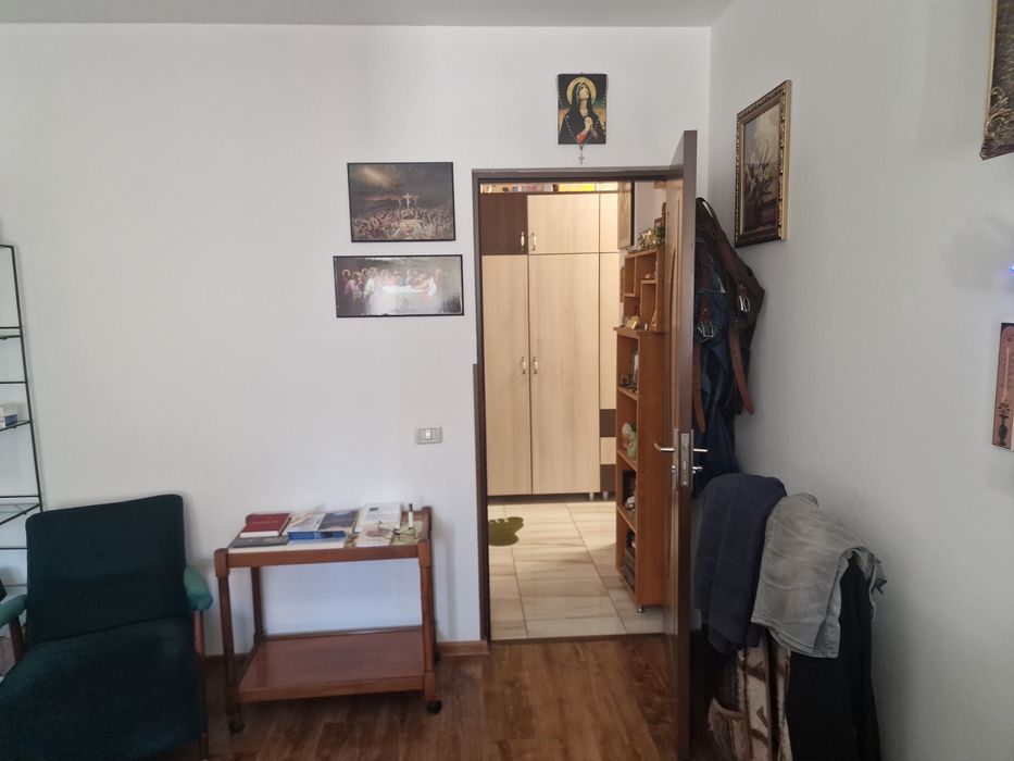 Ap 2 cam, etaj 1,bloc nou 2021, 70mp,decomandat, balcon  centrala