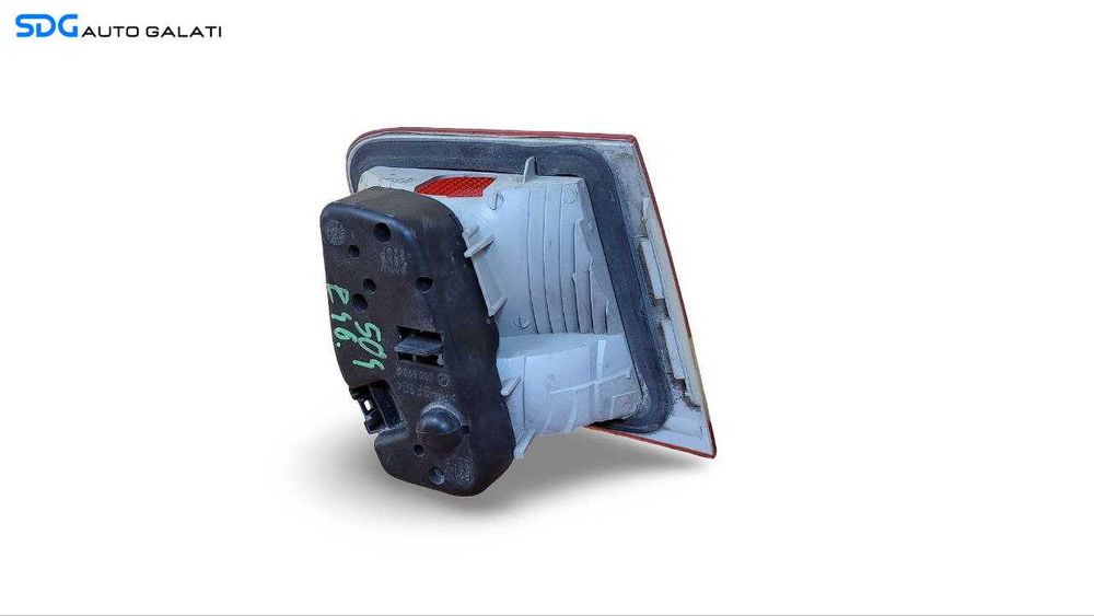 Stop Lampa Tripla Dreapta de pe Haion Portbagaj BMW Seria 3 E46 1998 - 2001 Cod 8368760 [A0060]