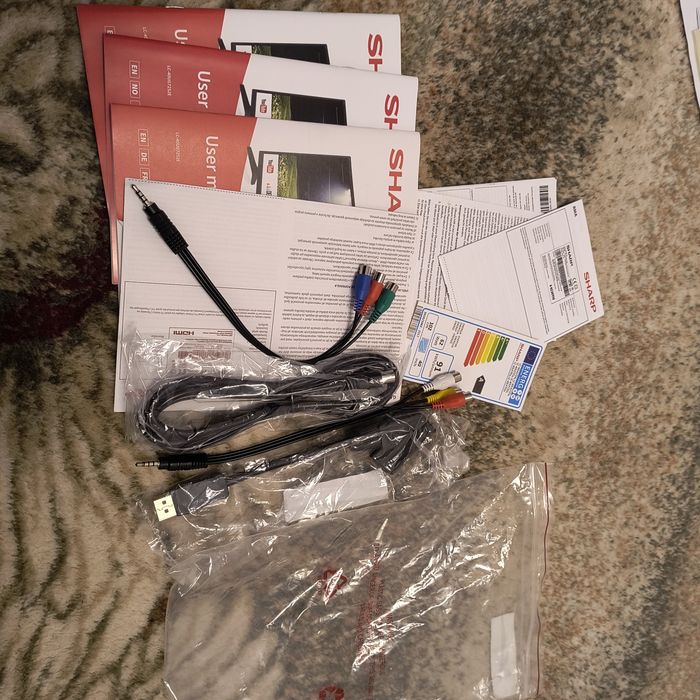 Телевизор Sharp Harman Kardon