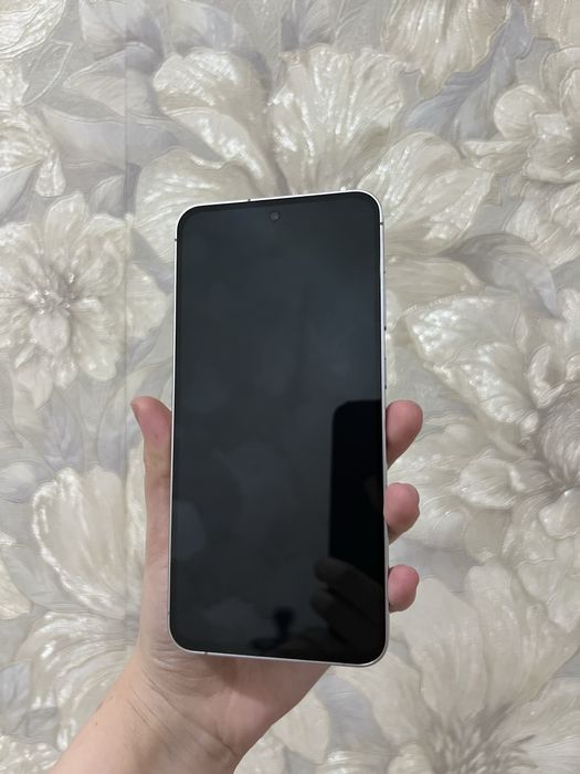 Телефон Samsung Galaxy s 24 fe