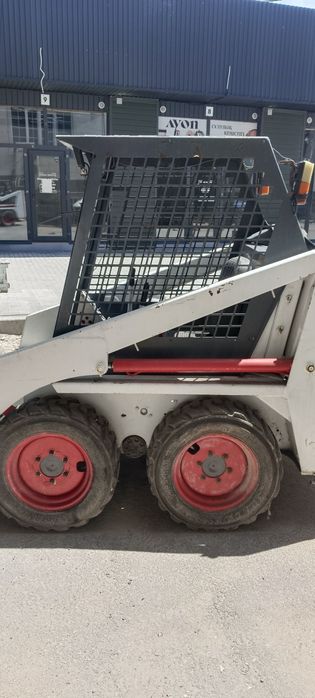 Мини-погрузчик bobcat