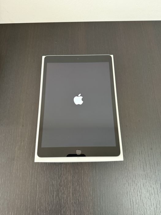 Apple iPad 9 (2021), 10.2 ", 64 GB, Wi-Fi, Silver