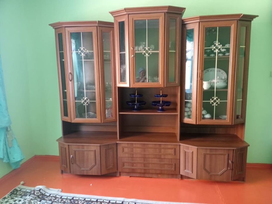 Шкаф витрина Престиж