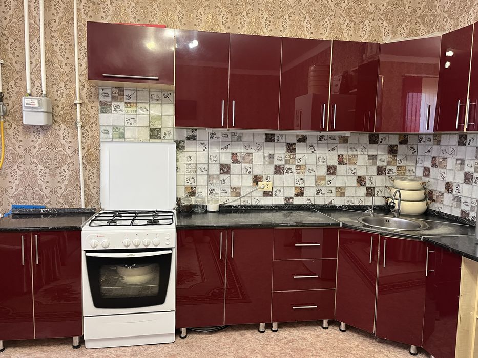 Продам кухонный гарнитур