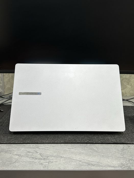 ASUS ExpertBook Ryzen 5 7535HS 8GB DDR5 512GB SSD