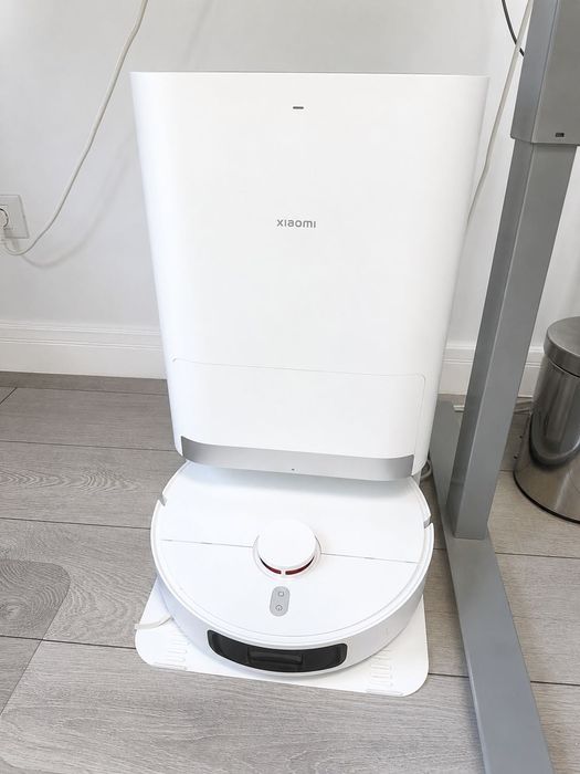 Vând Xiaomi Robot Vacuum X20+ – stare foarte bună