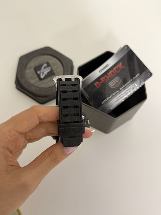продам Casio G-Shock GST-B300S-1A (оригинал)