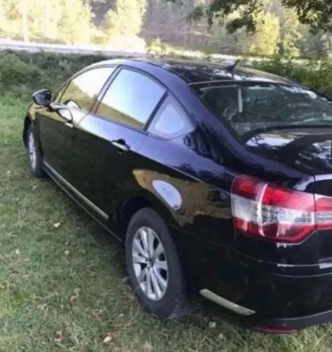 Citroen C5 lll, automata, 12.2011, 1.6 E-hdi (ECO),Euro 5,NAVi,full senzori,Kit Ambreaj Nou (1600 euro)