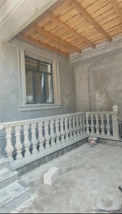 Balyasina beton panjara , Perilla
