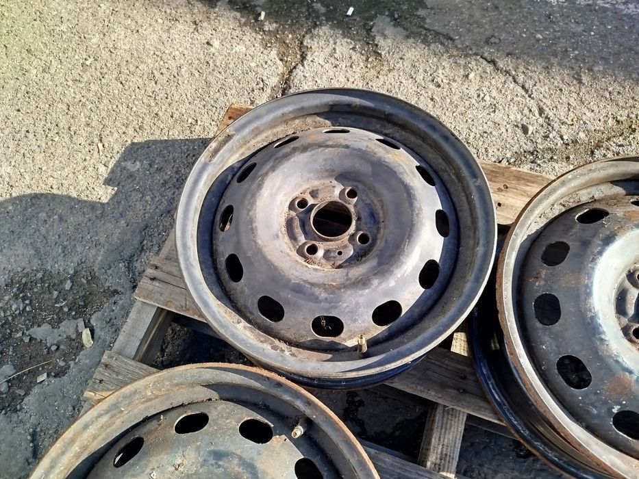 15 цола 4 х 100 мм Опел Агила/ Сузуки Сплаш - 5,5 инча / ЕТ 50