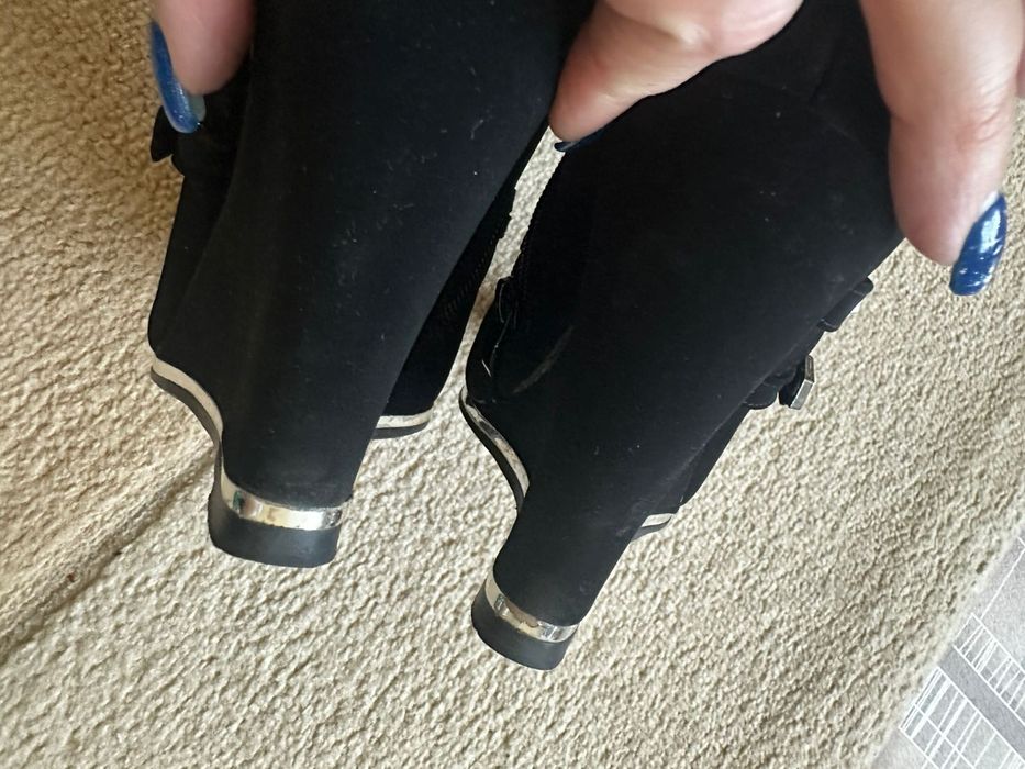 Сапоги на каблуке