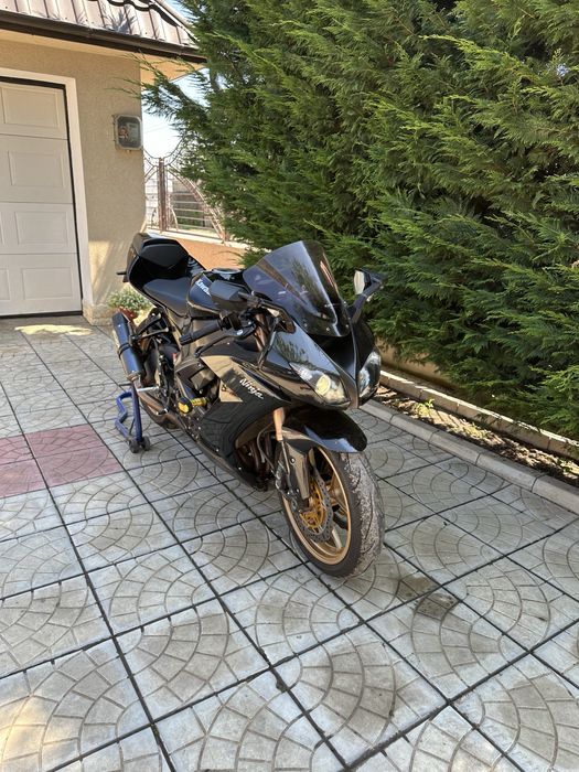 Vand Kawasaki zx10r 2008 impecabil