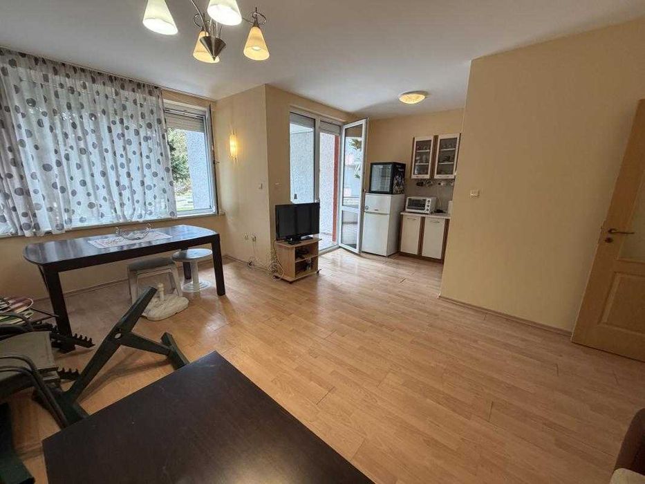 Продава се Двустаен апартамент в к.к. Слънчев бряг - 75 кв.м за 572 €/кв.м - Снимка #1