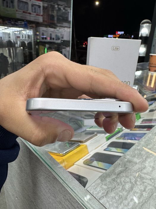 Honor 400 lite 256 gb