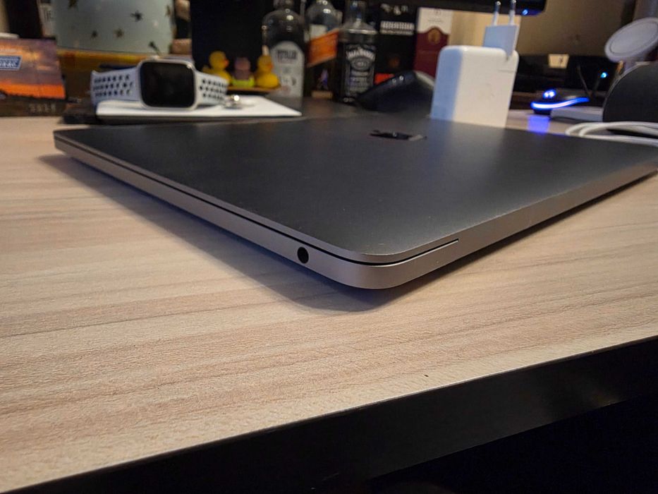 MacBook Pro M2 13' 256GB Silver