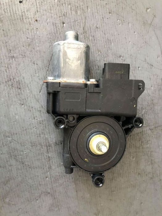 motoras macara geam stanga spate citroen c5 break dupa 2008