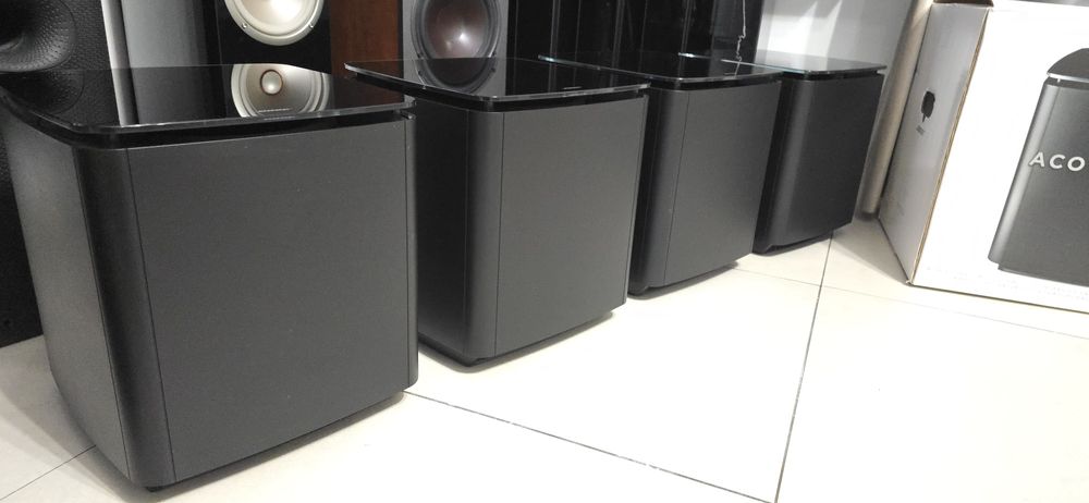 Subwoofer Bose Acoustimass 300 la fel ca Bose 700