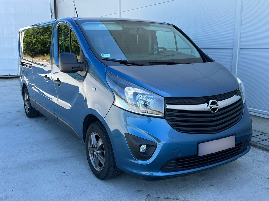 Opel Vivaro - 2019 - 8+ 1 locuri- 1.6 diesel - varianta lunga 9 locuri