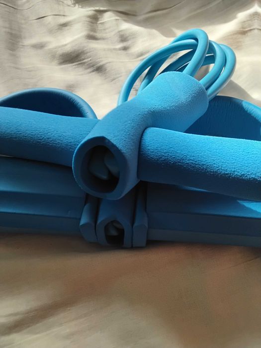 Aparat multifunctional pentru fitness cu 4 tuburi,43cmx25cm,nou