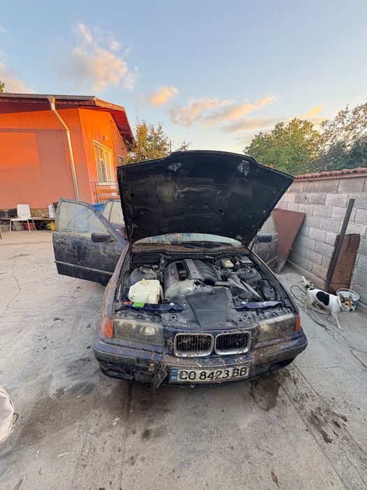 BMW 320 I , 2.0 бензин ,176 000 реални км .
