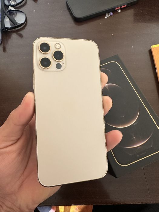 Iphone 12 pro sotiladi