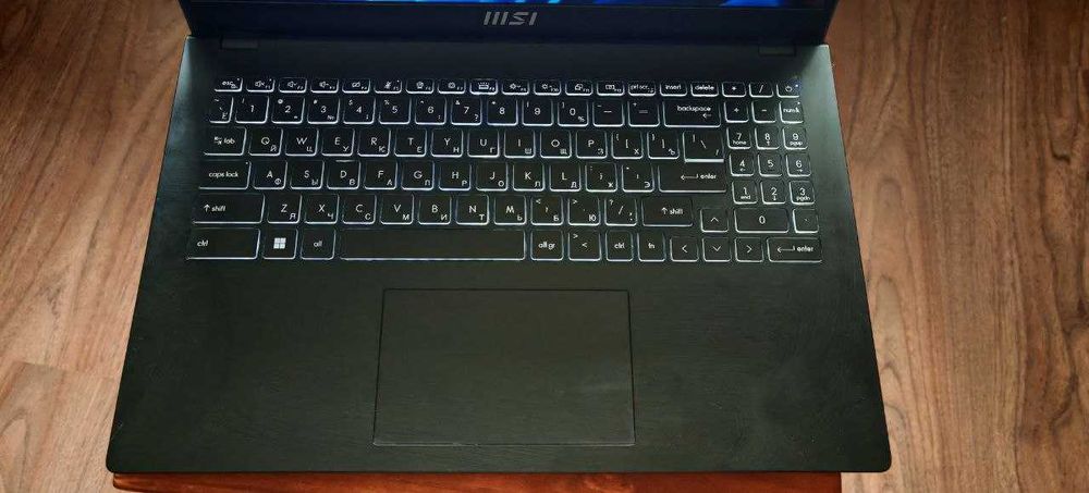 Ноутбук MSI Modern 15 B5M