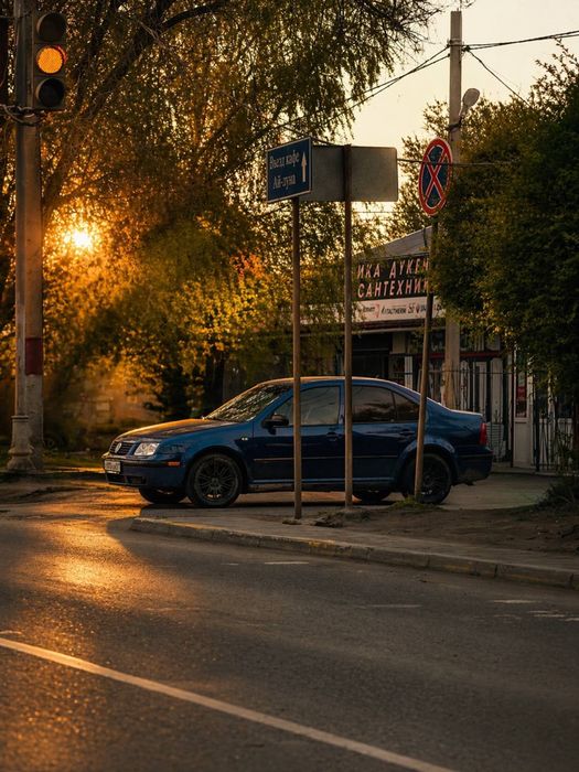 Продам джетту (бора голф 4 одна семейство)