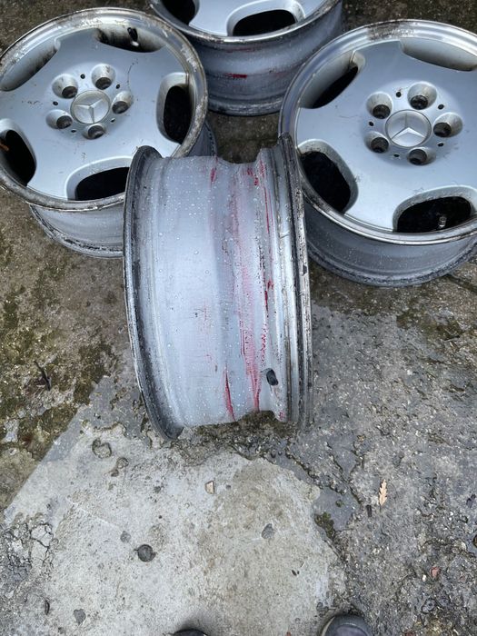 De vânzare 4 Jante Aluminium R-16 (țoli)originale Mercedes