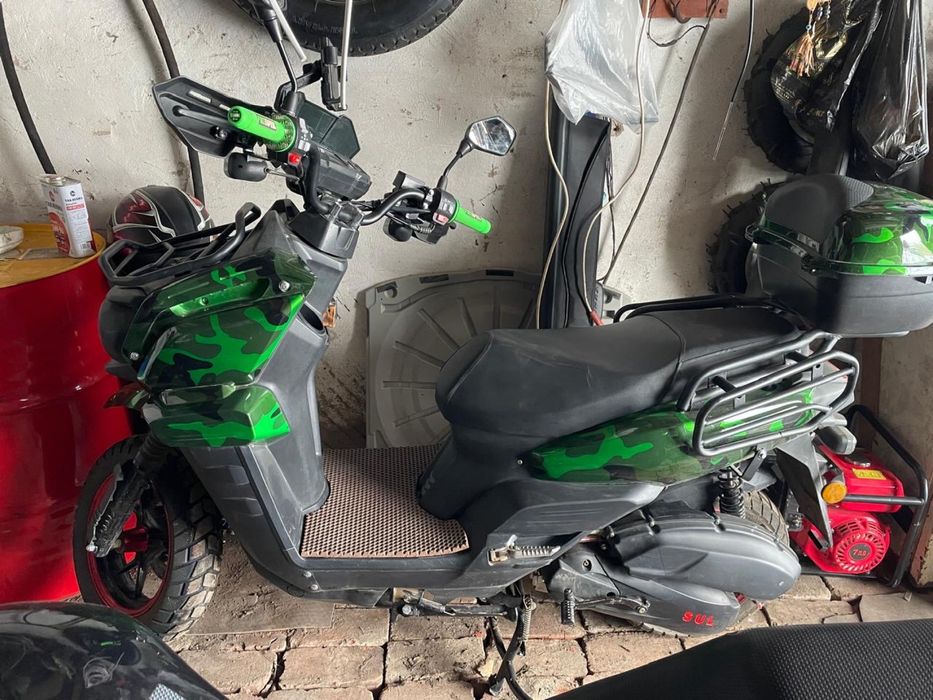 Продам скутер танк