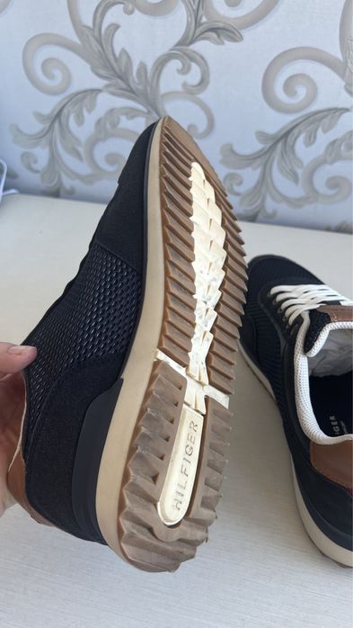 Кроссовки Tommy Hilfiger