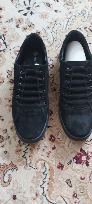 Продам мужская обувь