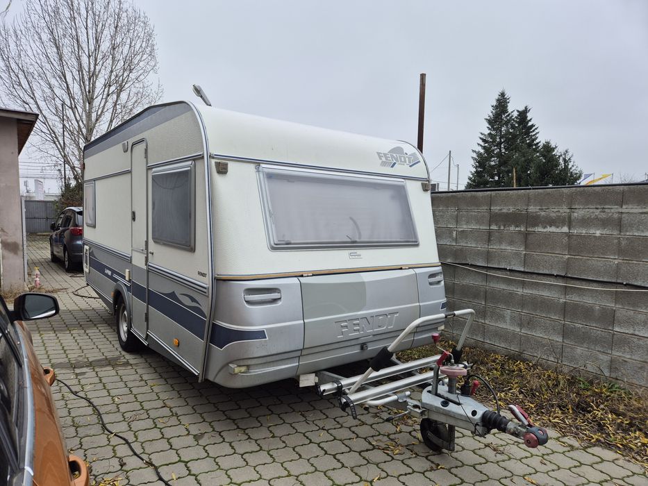 Rulota premium 4 persoane Fendt Saphir 470 an 1999