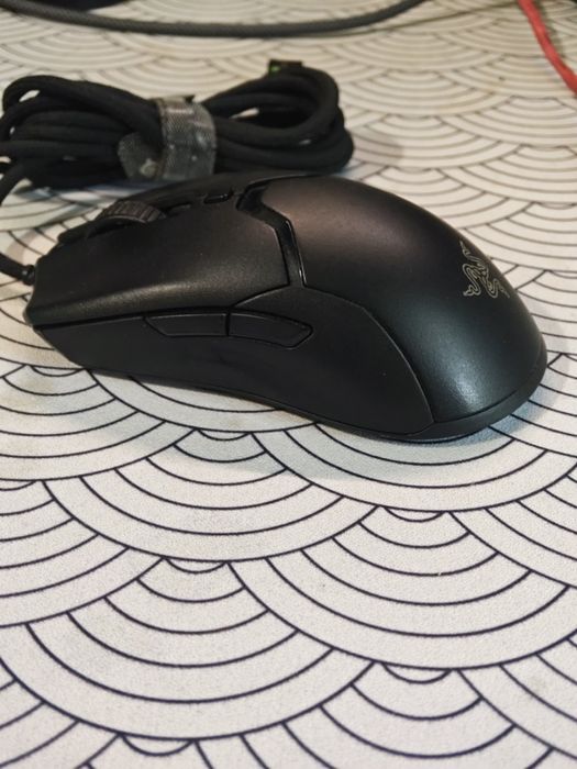 Продам игровую мышь Razer viper mini