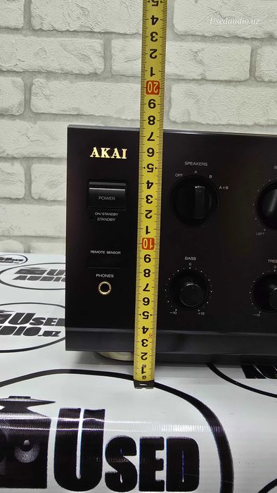Усилитель  Akai AM-69. Usilitel.