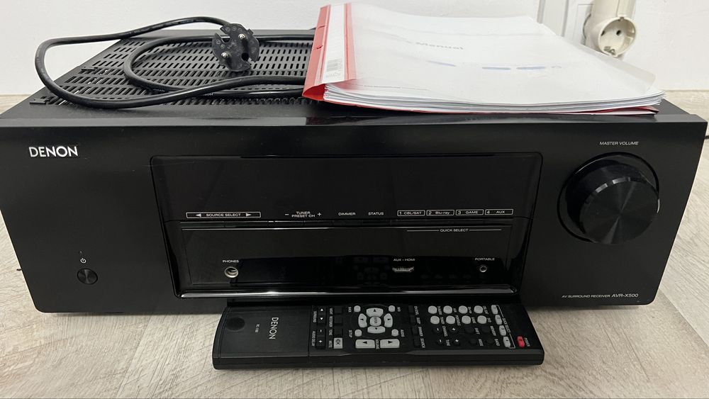 Receiver Denon AVR X500
