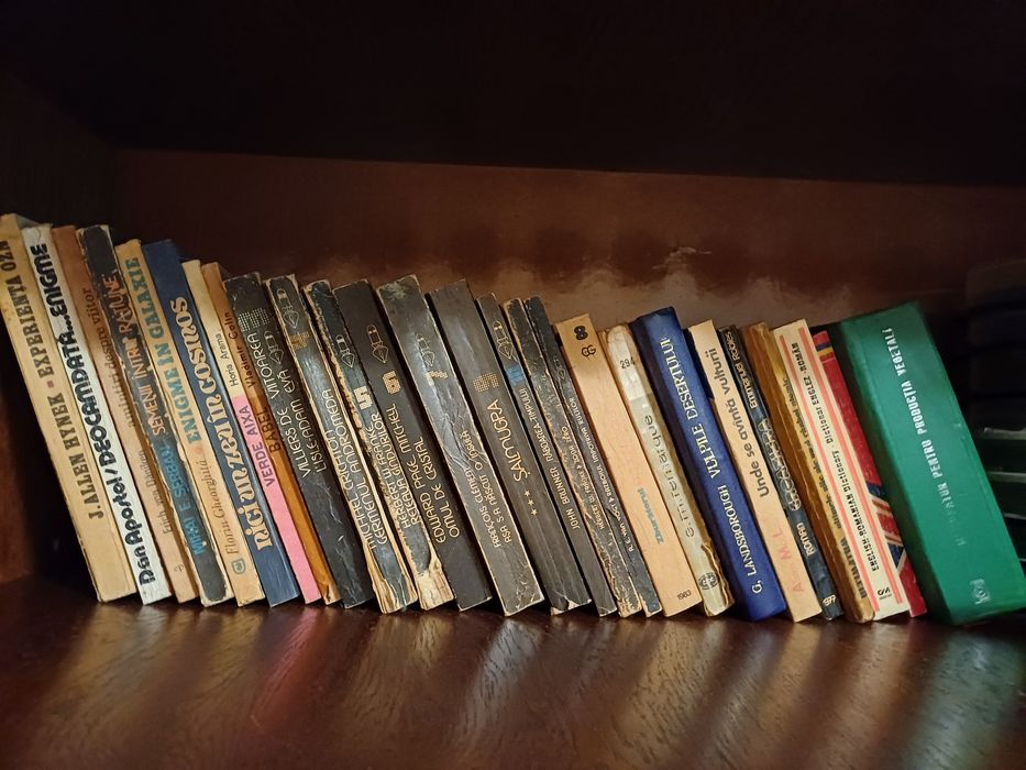 Cărți beletristică,electronică