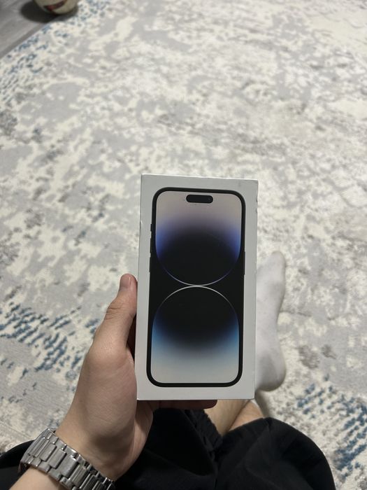 iphone 14 pro.