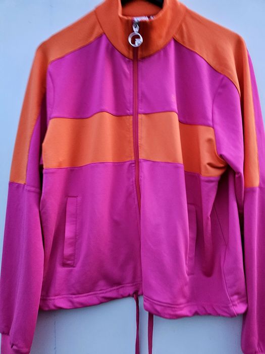 Fila дамска оригинална горница уникални наситени цветове Л размер