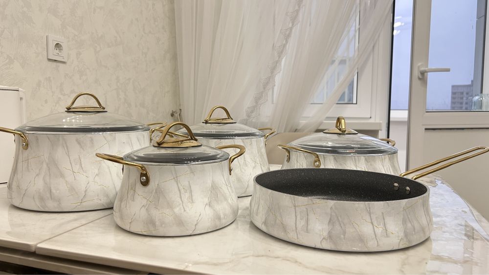 Набор посуды Brioni