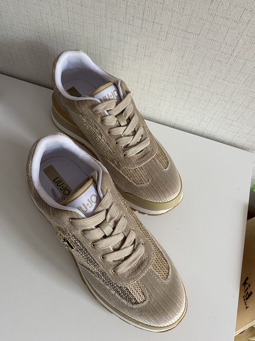 Сникърски Liu Jo AMAZING 23 с пайети