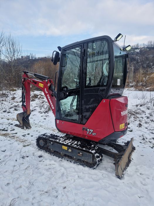Miniexcavator Yanmar SV17 - doar 230 ore de functionare - an 2022