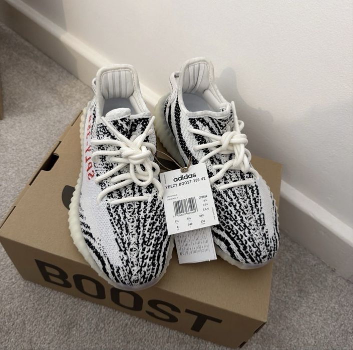 Yeezy 350 v2 Zebra , Alb/Negru, Marimi 41-42