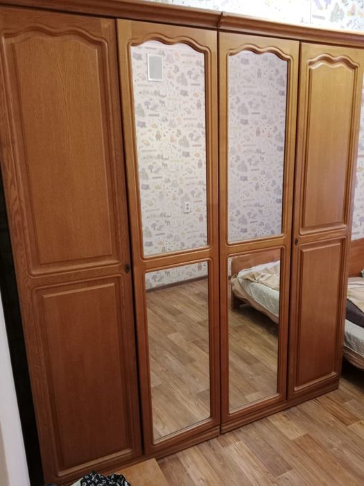 Продам шкаф для одежды