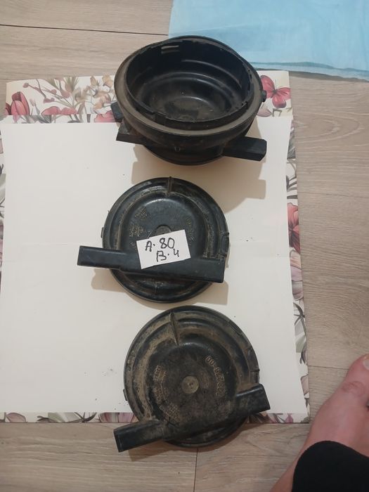 Крышка фары Ауди В4