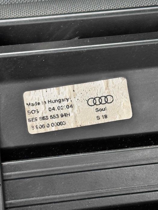Щора багажник за Ауди А4 Б7 А4 Б6 / Audi A4 B7 A4 B6 *КАТО НОВА*